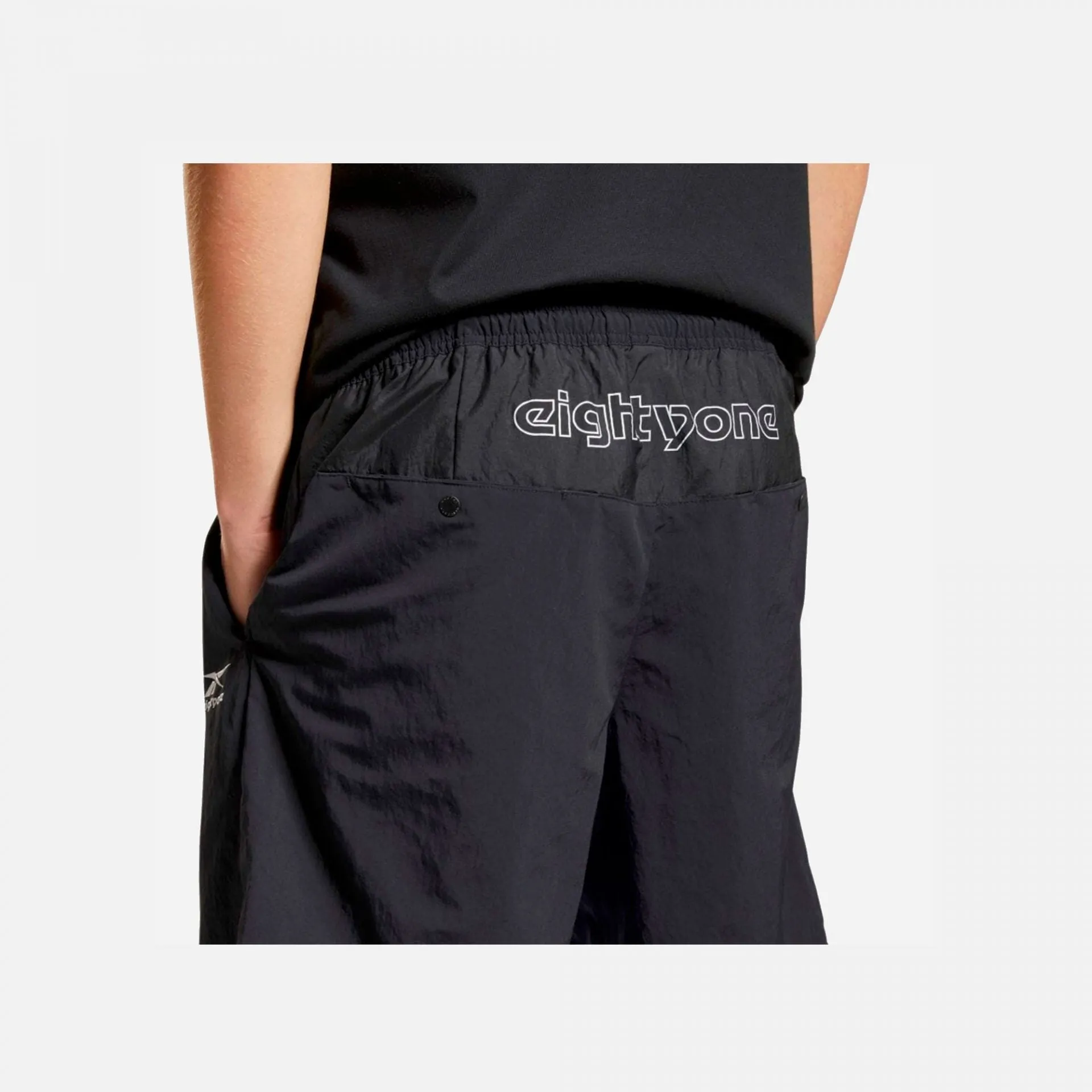 Reebok | EIGHTYONE WOVEN VECTOR SHORTS BLACK